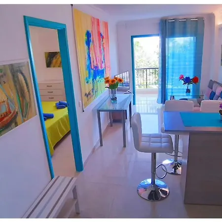 Apartment El Dorado 600mt From The Beach *